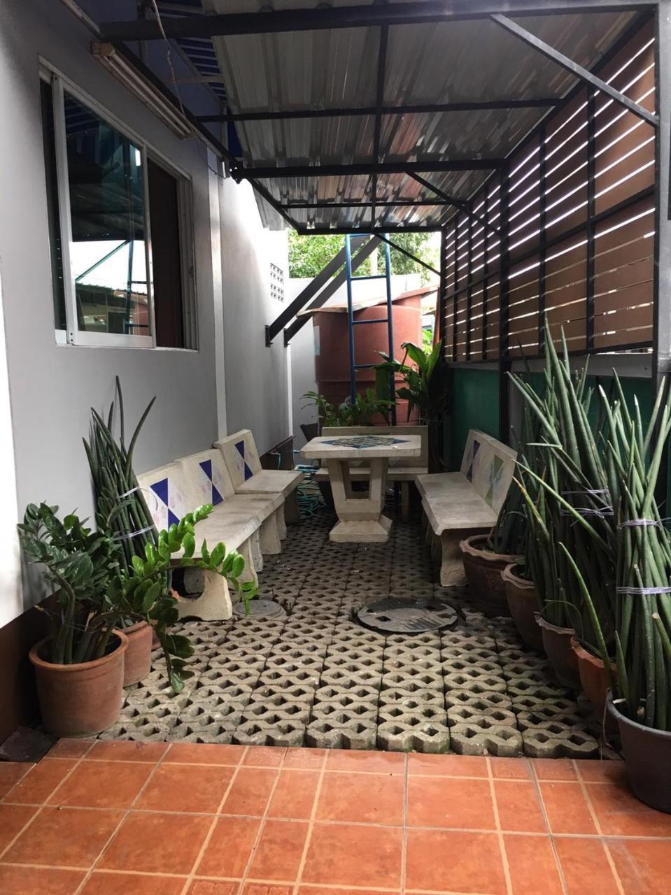 Hotel Khaohom House Chiang Mai Exterior foto